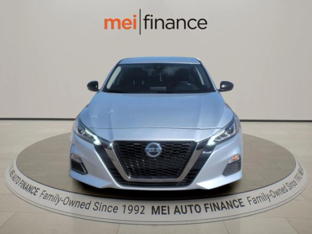 2020 Nissan Altima SR FWD