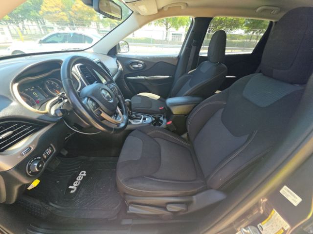 2017 Jeep Cherokee Latitude