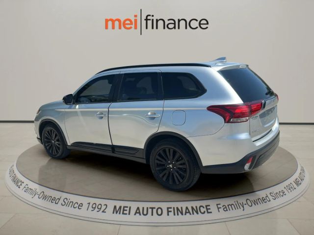 2020 Mitsubishi Outlander LE 2.4