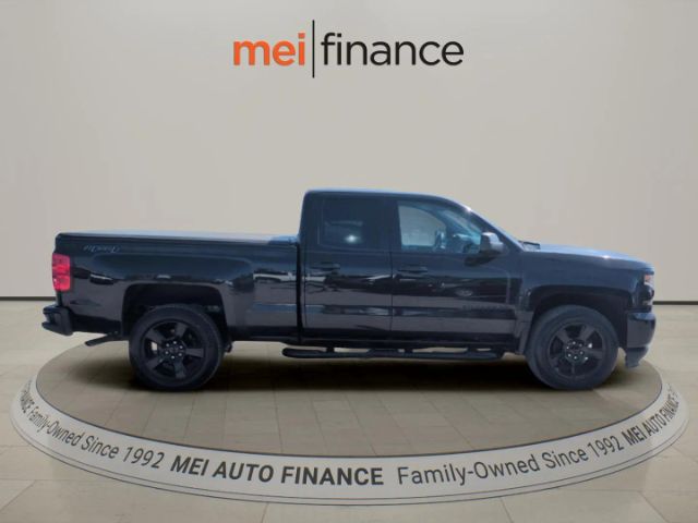 2018 Chevrolet Silverado 1500 Custom