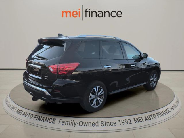2019 Nissan Pathfinder SL