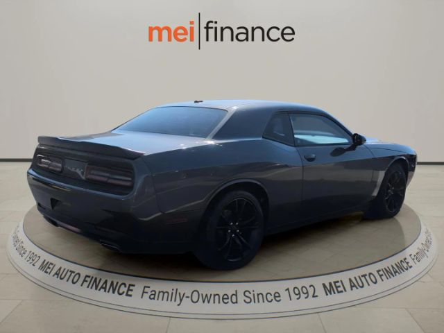 2016 Dodge Challenger SXT