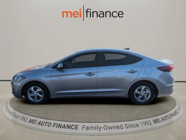 2017 Hyundai Elantra SE 6AT