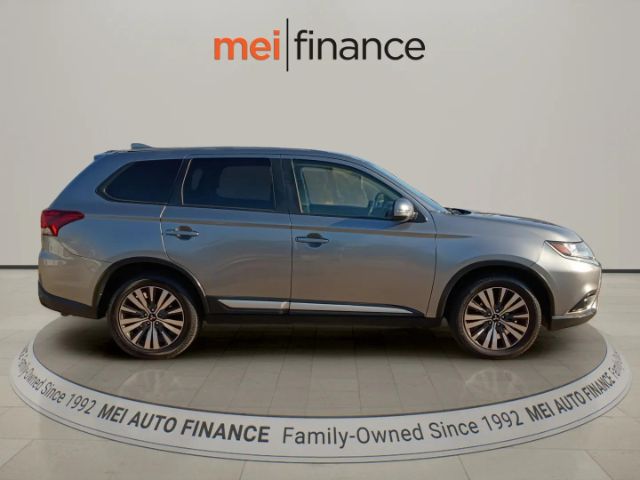 2019 Mitsubishi Outlander SE