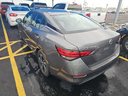 2021 Nissan Sentra SV Xtronic CVT