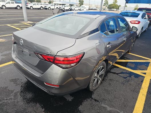 2021 Nissan Sentra SV Xtronic CVT